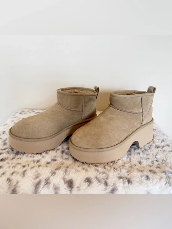 UGG Classic Ultra Mini New Heights
Platform Boot - Picture 2 of 11